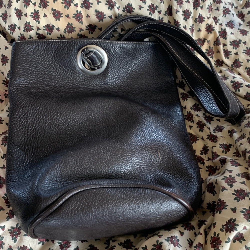 Tote le Monde bag. Soft, pliable leather.